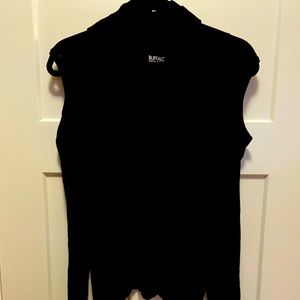 Black sweater like new cut out shoulders